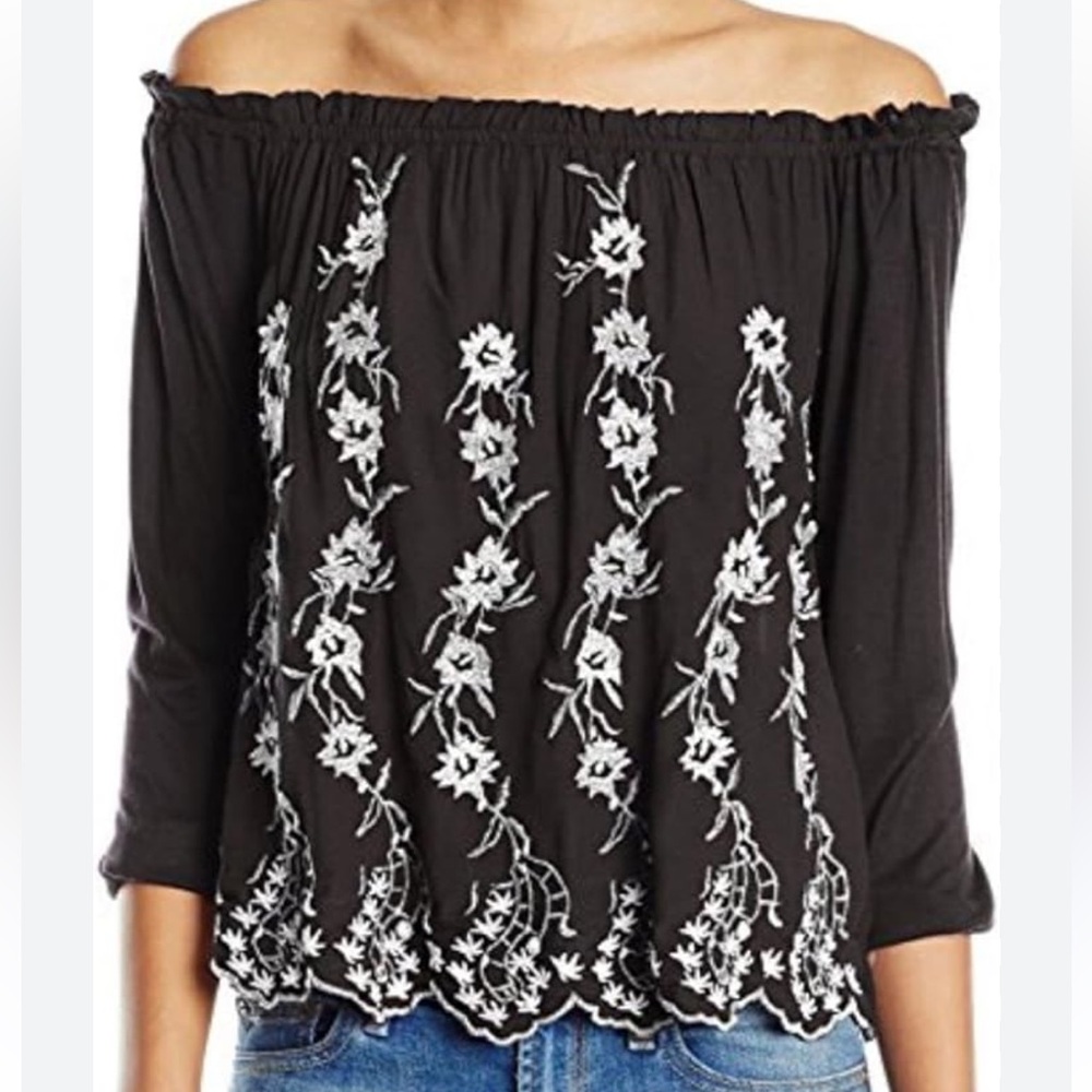 NWT Lucky Brand floral Embroidered bohemian Off The Shoulder Top‎ in black